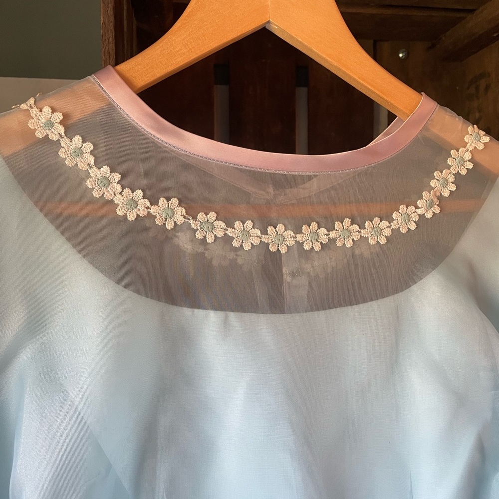 ILGWU VTG 1970’s Embroidered Dress - Picture 5 of 8